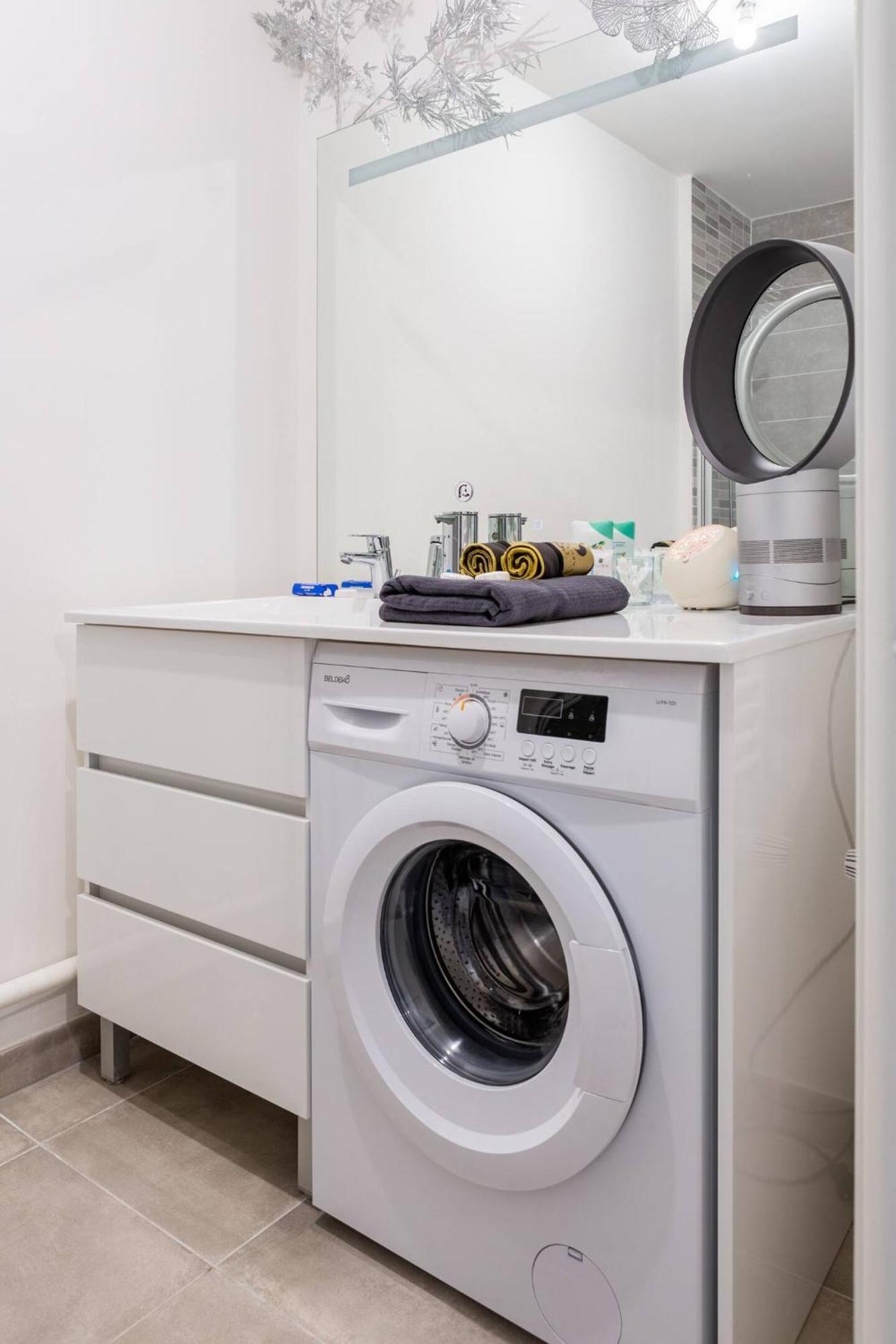 Paris I 77m Cosy I Proche Metro 11 - Possibility Of Direct Reservation With No Taxe By Asking A Question At Establishment Apartment