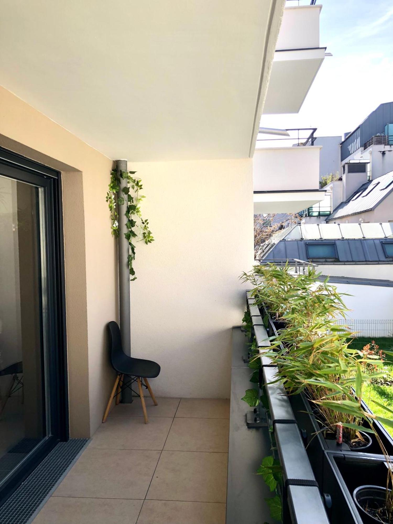 Apartment Paris I 77m Cosy I Proche Metro 11 - Possibility Of Direct Reservation With No Taxe By Asking A Question At Establishment Bagnolet