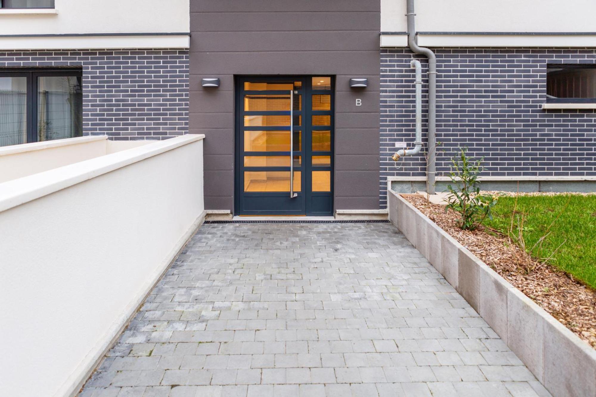 Apartment Paris I 77m Cosy I Proche Metro 11 - Possibility Of Direct Reservation With No Taxe By Asking A Question At Establishment
