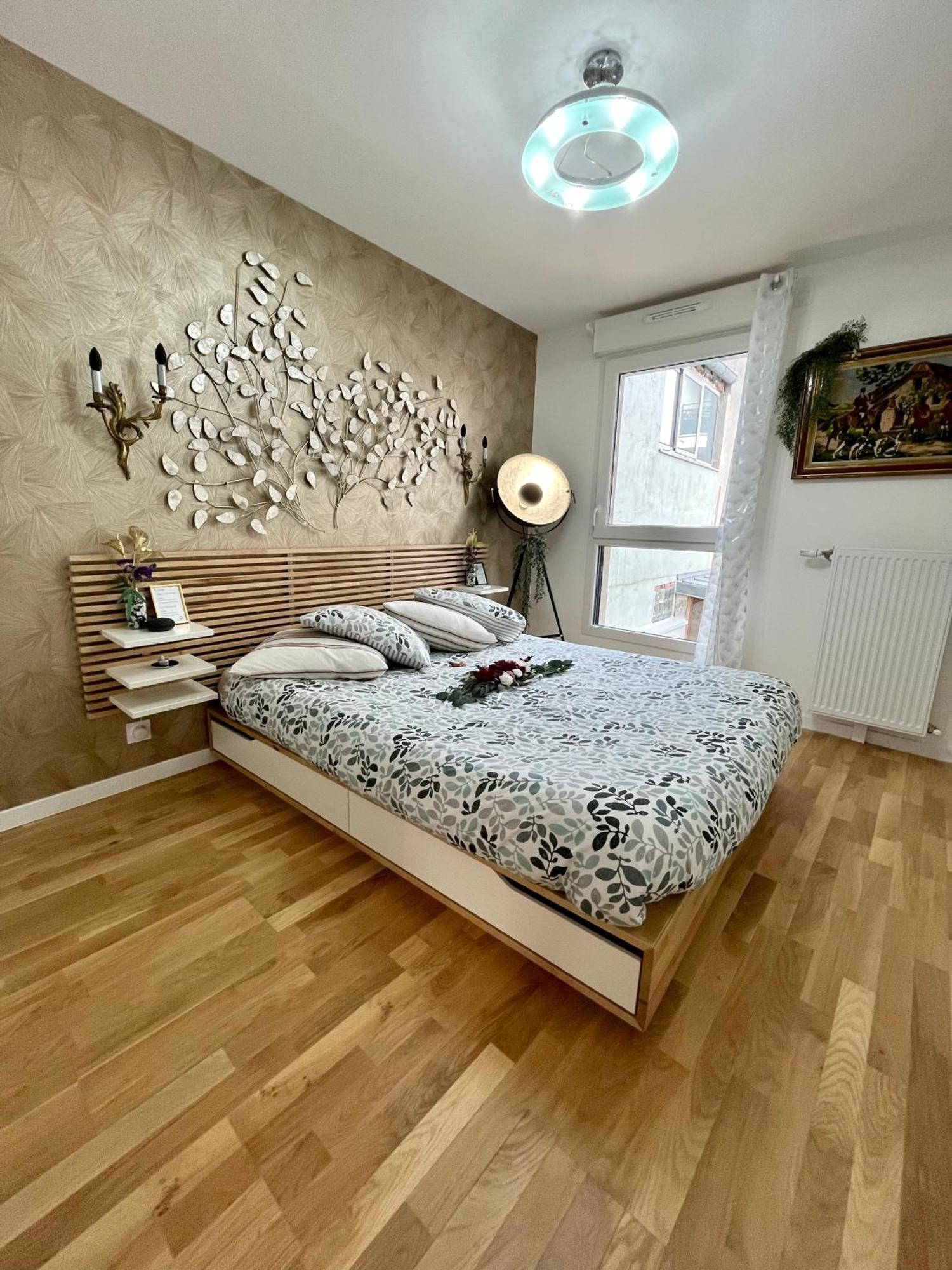 Paris I 77m Cosy I Proche Metro 11 - Possibility Of Direct Reservation With No Taxe By Asking A Question At Establishment Apartment *